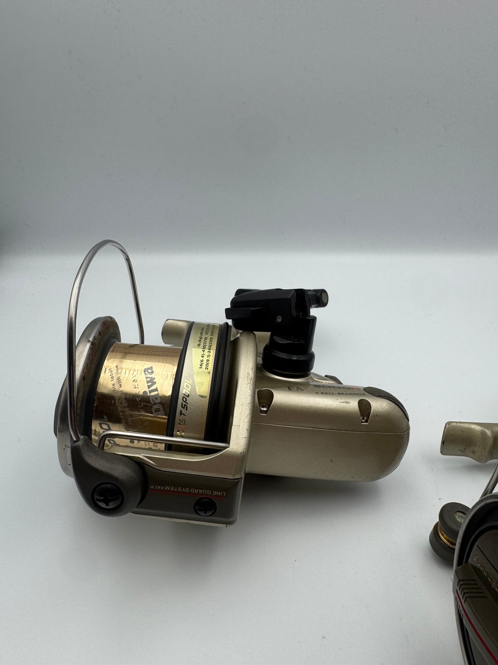 Daiwa Emblem X5000h pair